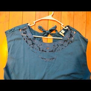 Lauren Conrad Blue Top
